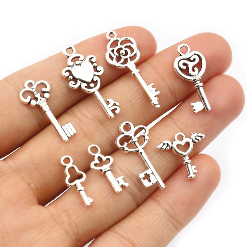 50pcs Vintage Small Key Charms - Vintage Fashion Jewelry のレビューと価格