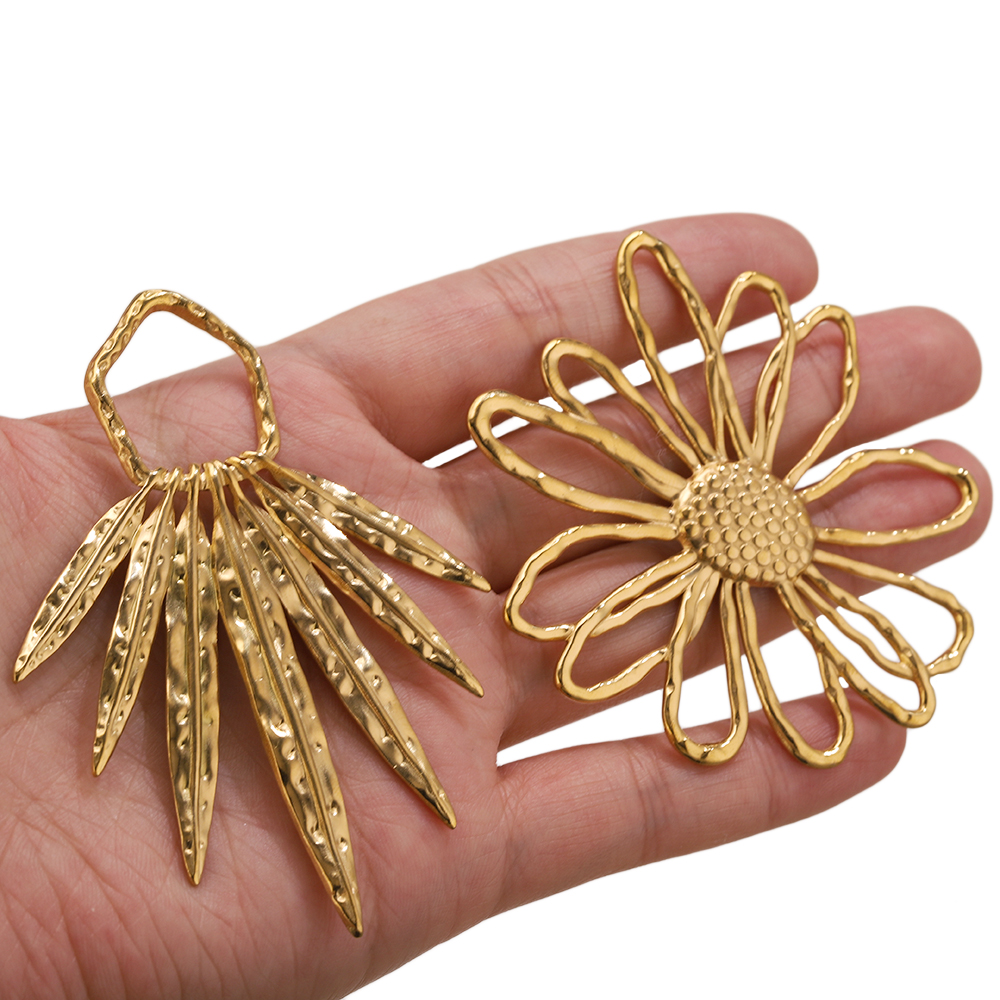 5pcs Stainless Steel Flower Ch - Vintage Fashion Jewelry Necklaces のレビューと価格