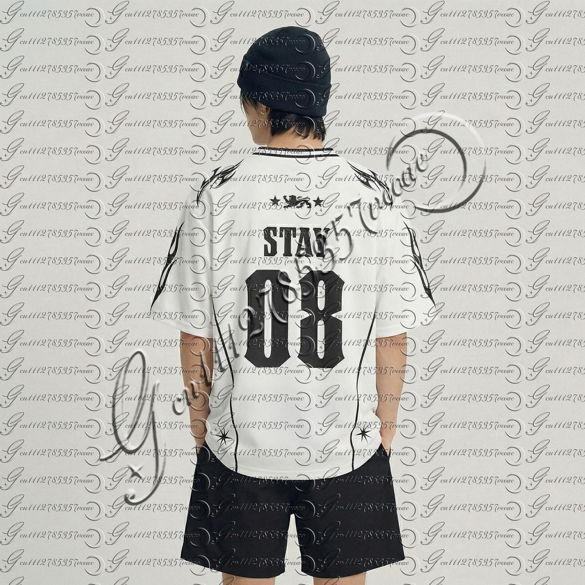 Stray Kids All Around The Worl - Vintage Fashion Toys のレビューと価格