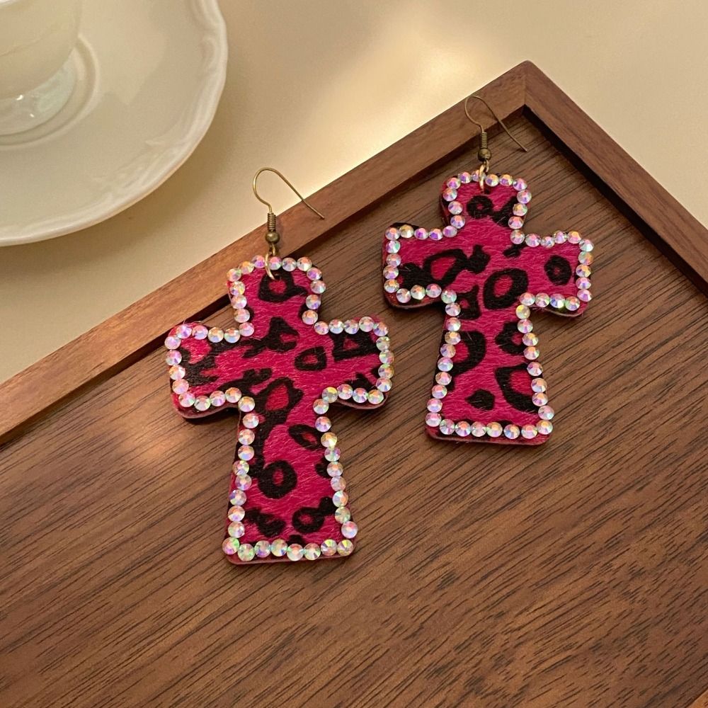 Trendy Y2K Shiny Crystal Cross - Vintage Fashion Illustrations のレビューと価格