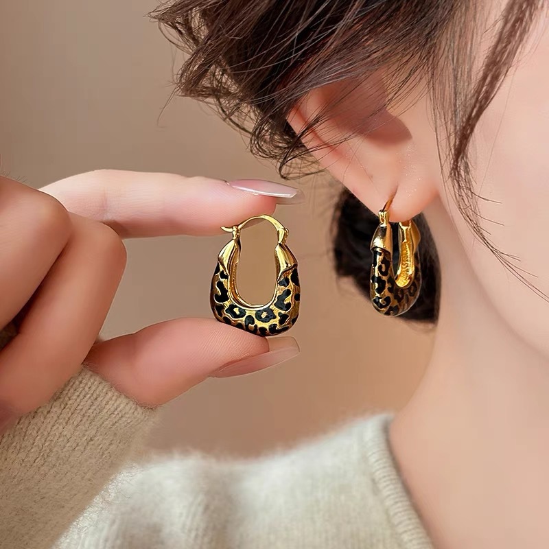FTCY Vintage Leopard Print U-S - Vintage Fashion Illustrations のレビューと価格